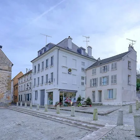 Confort Et Nature, Duplex Ideal A Jouy-en-josas, Parking Gratuit, 25 Mn Orly, 10 Mn Versailles * Jouy-en-Josas