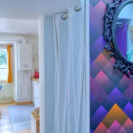 Confort Et Nature, Duplex Ideal A Jouy-en-josas, Parking Gratuit, 25 Mn Orly, 10 Mn Versailles Apartment *