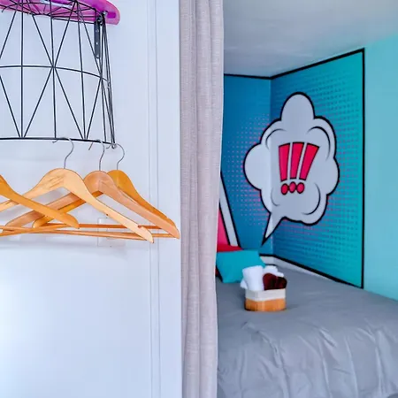 Confort Et Nature, Duplex Ideal A Jouy-en-josas, Parking Gratuit, 25 Mn Orly, 10 Mn Versailles Apartment Jouy-en-Josas